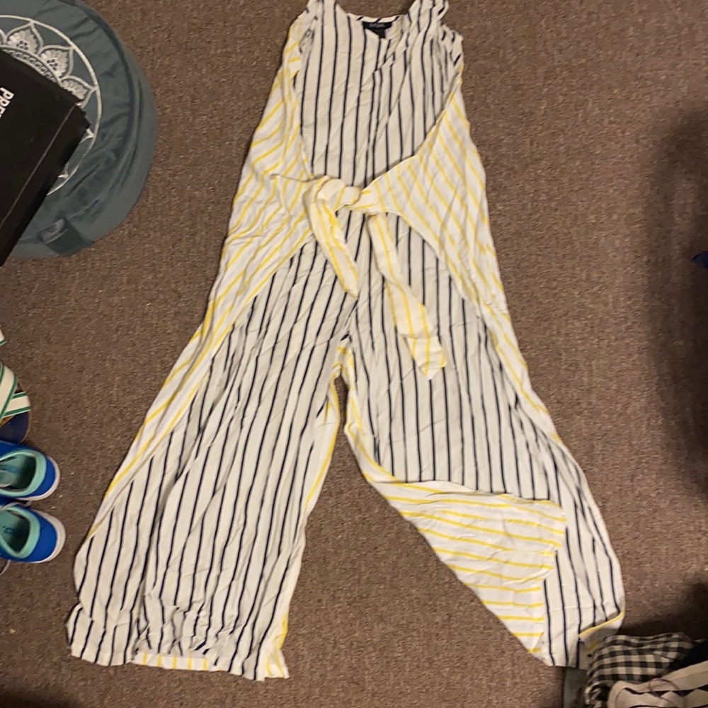 Blue front knot jumpsuit with yellow back